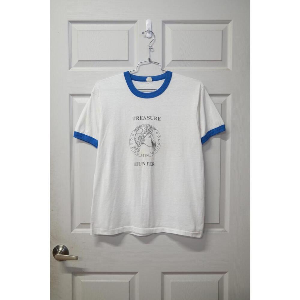 90's Treasure Hunter Ring T-Shirt